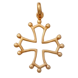 Pendant cut in gold Occitan cross